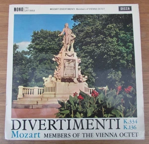 Mozart, Members Of The Vienna Octet – Divertimenti K.334 K.136 - Decca LXT5653 - Picture 1 of 3