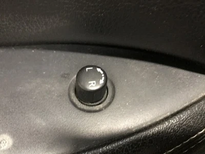 Interruptor de puerta delantera del conductor espejo del conductor compatible con 08-15 ARMADA 2497492 Foto 1 de 2