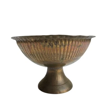 Vintage Brass Pedestal Bowl Ornate Fluted Rim Decorative Centerpiece Dish - Image 1 of 4