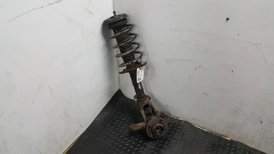 PEUGEOT 2008 2013-2019 RIGHT FRONT SUSPENSION 1.6 HDI 9676636180 - Image 1 of 4