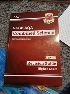 GCSE Combined Science AQA Revision Guide - Higher includes Online Edition, Vi... - Picture 1 of 3