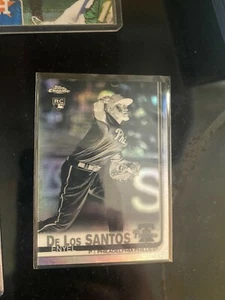 2019 Topps Chrome Enyel De Los Santos RC Reverse Negative Refractor SP Rookie - Picture 1 of 1