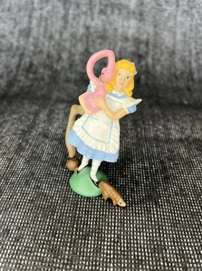 VINTAGE ALICE IN WONDERLAND HAMILTON GIFTS PVC FIGURE Alice Doll Figure Flamingo - Picture 1 of 6