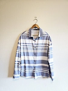Camisa PrAna Para Mujer Rayas Agnes Azul Blanco Abotonada Mangas con Pestaña Enrollable Mediana - Imagen 1 de 6
