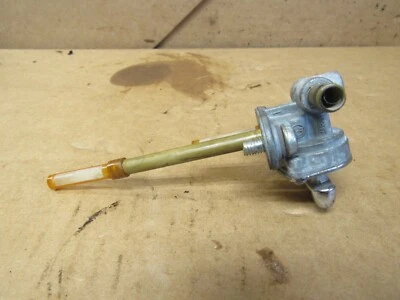 Yamaha V Star Classic 1100 2004 tanque de combustible Petcock 4WM-24500-10-00 Foto 1 de 4