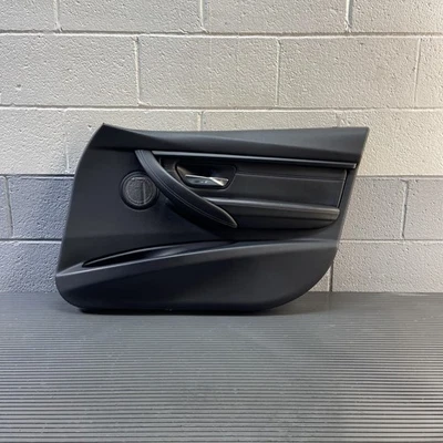 Panel de tarjetas de puerta delantera derecha BMW M3 F80 2015-2018 cuero negro OEM *NOTA* Foto 1 de 4
