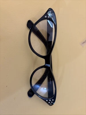 Gafas de ojo de gato vintage inspiradas en la década de 1950 con estrás negras con lentes transparentes Foto 1 de 4