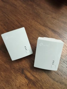 TP-Link TL-PA4010 AV600 Powerline Adapters 600 Mbps  (ANY ISP) - Picture 1 of 2