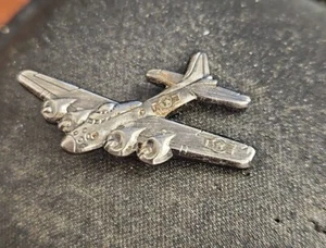 VTG Silver Toned Enameled Lapel Hat Pinback B12 Airplane Flying Fortress 1.5 In - Picture 1 of 4