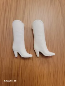 VTG Barbie Doll 1980s WHITE Cowboy Western Fashion FUN Boots Superstar ERA - Picture 1 of 4