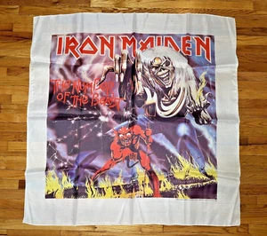 Tapiz grande Iron Maiden Number of the Beast 1982 de colección 44" x 45" - ¡RARO! - Imagen 1 de 5
