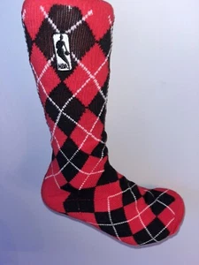 NBA LOGO MAN BASKETBALL CHRISTMAS DAY ARGYLE LOGO CREW LENGTH SOCKS XL - Picture 1 of 2