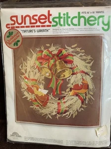 VTG NOS Embroidery Sunset Stitchery Natures Wreath Christmas Keepsake #2080 70’s - Picture 1 of 7