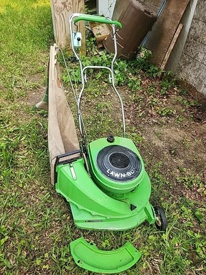 Cortacésped de 2 ciclos vintage raro modelo 7351 21" Lawn-boy Estados Unidos funciona muy bien completo 1970 Foto 1 de 4