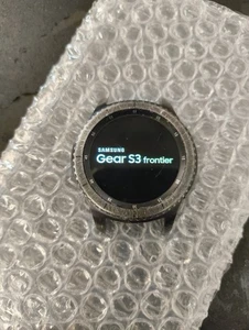 Samsung Gear S3 Frontier Smartwatch - Space Gray (SM-R760NDAADBT) - Bild 1 von 8