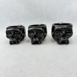Williams Sonoma Skull Mug Cup Black Halloween Set of Three Decor Ceramic EUC - Picture 1 of 14