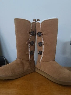 Botas de invierno American Eagle Outfitters para mujer forradas de gamuza marrón talla 7 de EE. UU. Foto 1 de 4