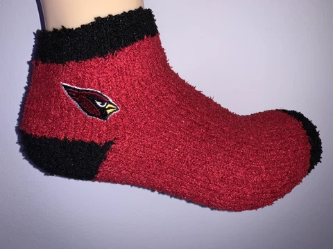 ARIZONA CARDINALS NFL FOOTBALL JERSEY LOGO WOMENS PRIMARY ANKLE FUZZY SOCKS Cover