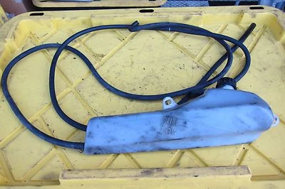 1995 KAWASAKI GPZ1100 GPZ TANQUE DE TRANSBORDAMENTO DE RADIADOR NINJA - Imagem 1 de 4