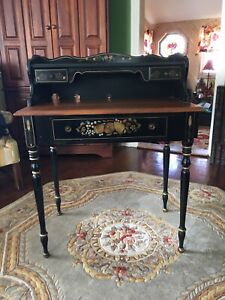 Ethan Allen Hitchcock Three Drawer Accent Writing Table And Chair