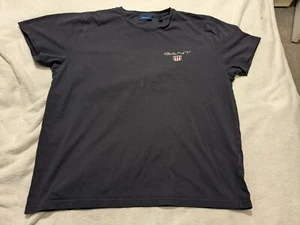 T-shirt classica uomo GANT XL 21,5 P2P logo ricamato blu navy USA designer ottime condizioni - Foto 1 di 12