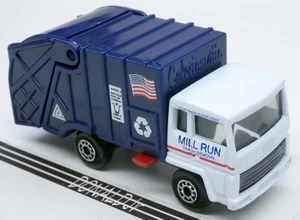 Matchbox MILL RUN TRASH Removal Garbage Truck COE mit Heil Collectomatic Body 1:86 - Bild 1 von 2