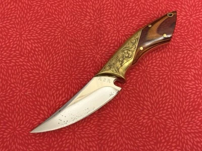 Охотничий нож Wayne Whittaker с гравировкой на заказ - Изображение 1 из 4