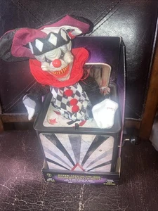 Animated Jester Jack-in-the-Box Halloween Psychotic Sounds By Tekky NIB - Picture 1 of 12