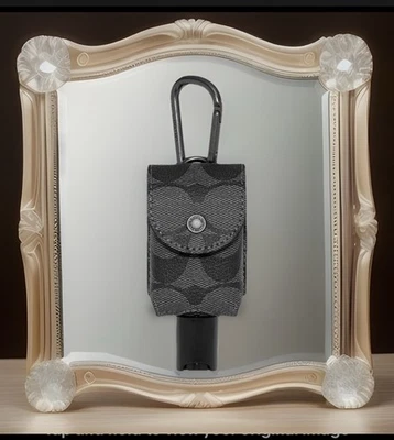 💠НОВЫЙ брелок для ключей Coach✨держатель дезинфицирующего средства для рук✨брелок для контейнера✨фирменный черный C5593 - Изображение 1 из 4