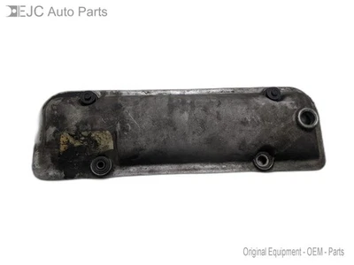 Right Valve Cover From 2000 Chevrolet Lumina  3.1 24504670 FWD - Image 1 of 4