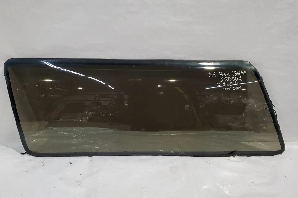 Dodge Ramcharger 1981 1993 OEM cuarto trasero izquierdo vidrio  Foto 1 de 4