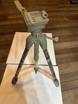 Quantaray sunpak Tripod realtree camo - Image 1 of 4
