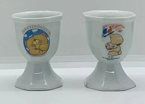 Vintage Egg Cups x 2 - FOREVER FRIENDS 1993 Cartoon Retro Kitsch Octagon Rare - Foto 1 di 12