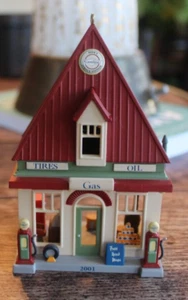 Punze - Tankstelle 2001 - Nostalgische Häuser und Geschäfte - Weihnachtsschmuck - Bild 1 von 5