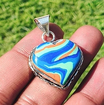 Colgante de corazón de piedras preciosas de calílice arco iris enchapado en plata de ley 925 joyas Foto 1 de 4