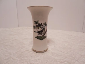HEREND ROTCHSCHILD BIRD VASE # 7035 - Picture 1 of 8