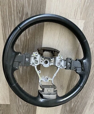 Volante de couro preto 2012 Subaru Legacy - Imagem 1 de 3