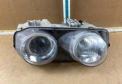 Conjunto de faros delanteros derecho pasajero Acura Integra 1994-1997 110-22232 Foto 1 de 4