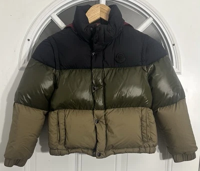 Moncler Niños Puffer Chaqueta Con Capucha 8 Años 130 Foto 1 de 4