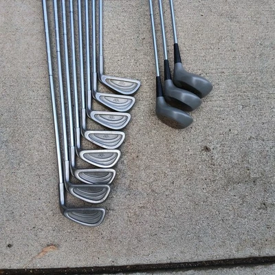 Wilson X-31 Complete 11 Pc Wood & Iron Set RH ~ Regular Flex Steel Shafts - Image 1 of 4