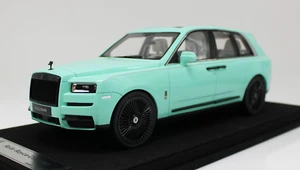 Modelli 1/18 GL Rolls Royce Cullinan in blu tefano su base pelle 39 pezzi - Foto 1 di 9