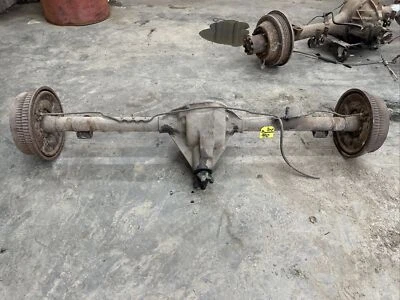 1986-1992 Jeep Comanche 2WD 2.5L 4 Cylinder Rear Axle Assembly OEM — 第 1/4 张图片