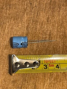 470uF 16V (10x) XICON Elektrolytkondensatoren 16V 470uF Volumen 10x12 mm (h) - Bild 1 von 2