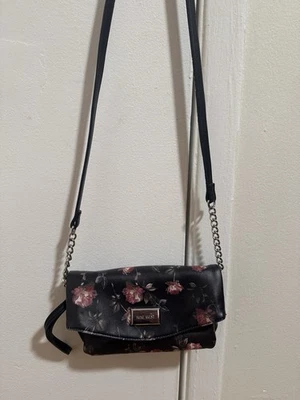 Bolso de hombro con correa colgante para dama Foto 1 de 4