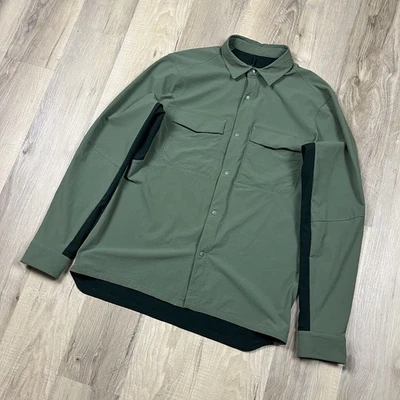 Lululemon Double Pocket Longsleeve Overshirt Snap Green Twill Fits Medium Hiking - Image 1 of 4