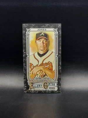 Topps Allen And Ginter Chipper Jones Black Border Mini #36 Atlanta Braves 2025  Foto 1 de 2