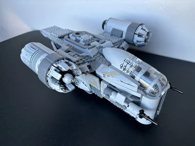 75292 RAZOR CREST from Lego Star Wars The Mandalorian & Baby Yoda NO MINIFIGURES - Image 1 of 4