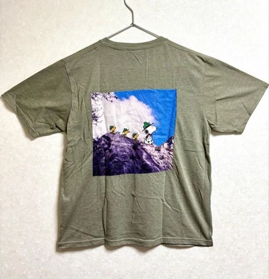 Roxy Peanuts Snoopy Olive Green Men's T-shirt Chest Pocket Back Print Used - Image 1 of 3