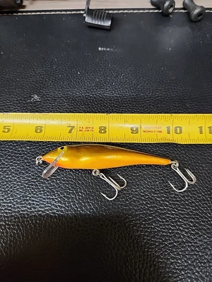 Arbogast Snooker Minnow Lure - Image 1 of 4