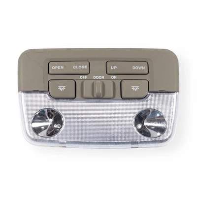 2002-2005 Hyundai XG350 Tan Beige Front Overhead Map Dome Light W/Sunroof - Image 1 of 4